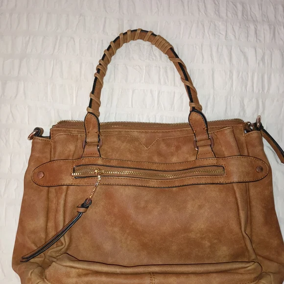 Elegant Tan Leather Handbag - Picture 1 of 2